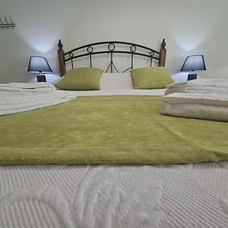 The Butterfly House_ 아파트 *